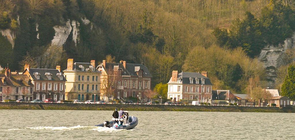 Les Buis De Boscherville Gite Henouville Экстерьер фото